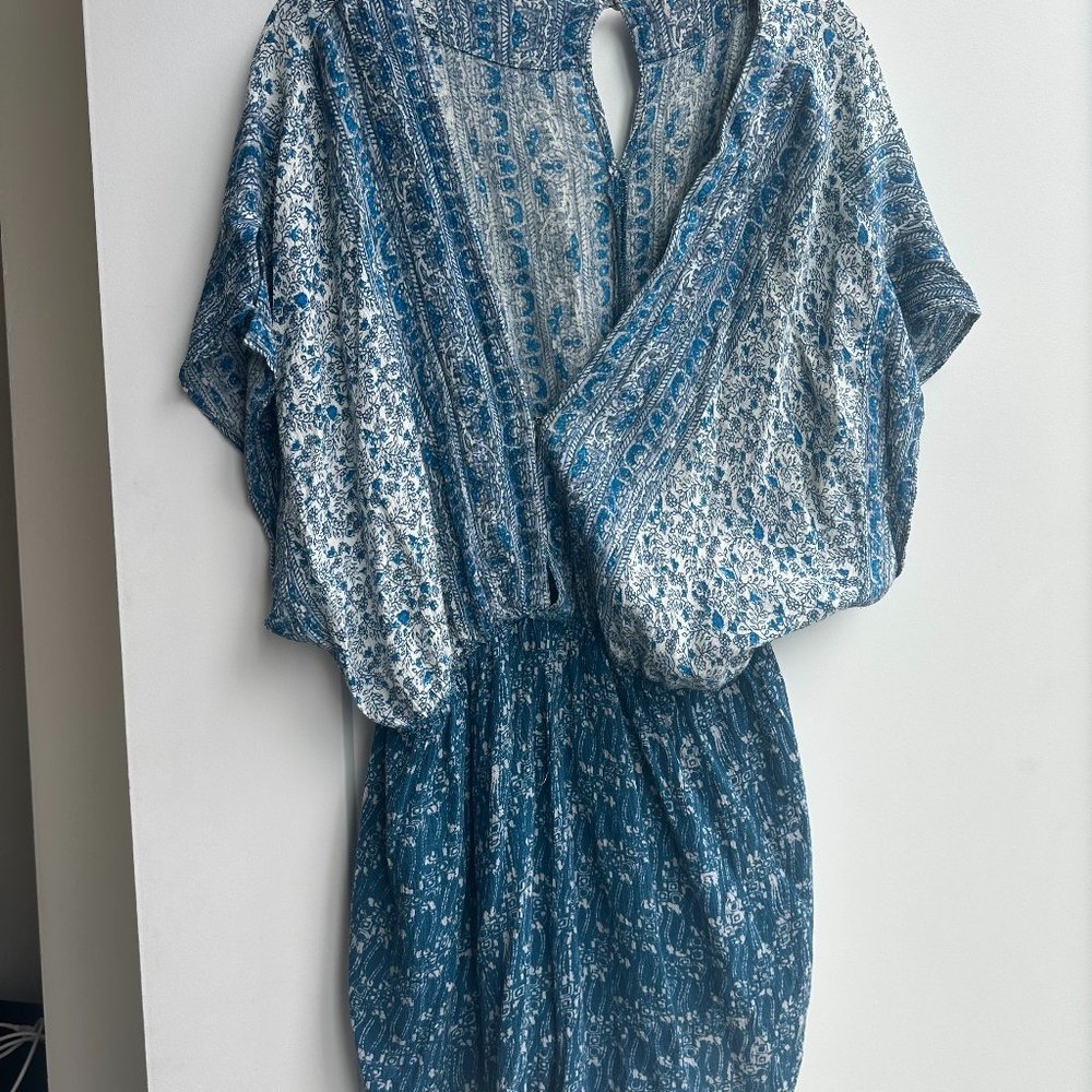 Free People White and Blue Flowy Plunfe V-Neck Romper